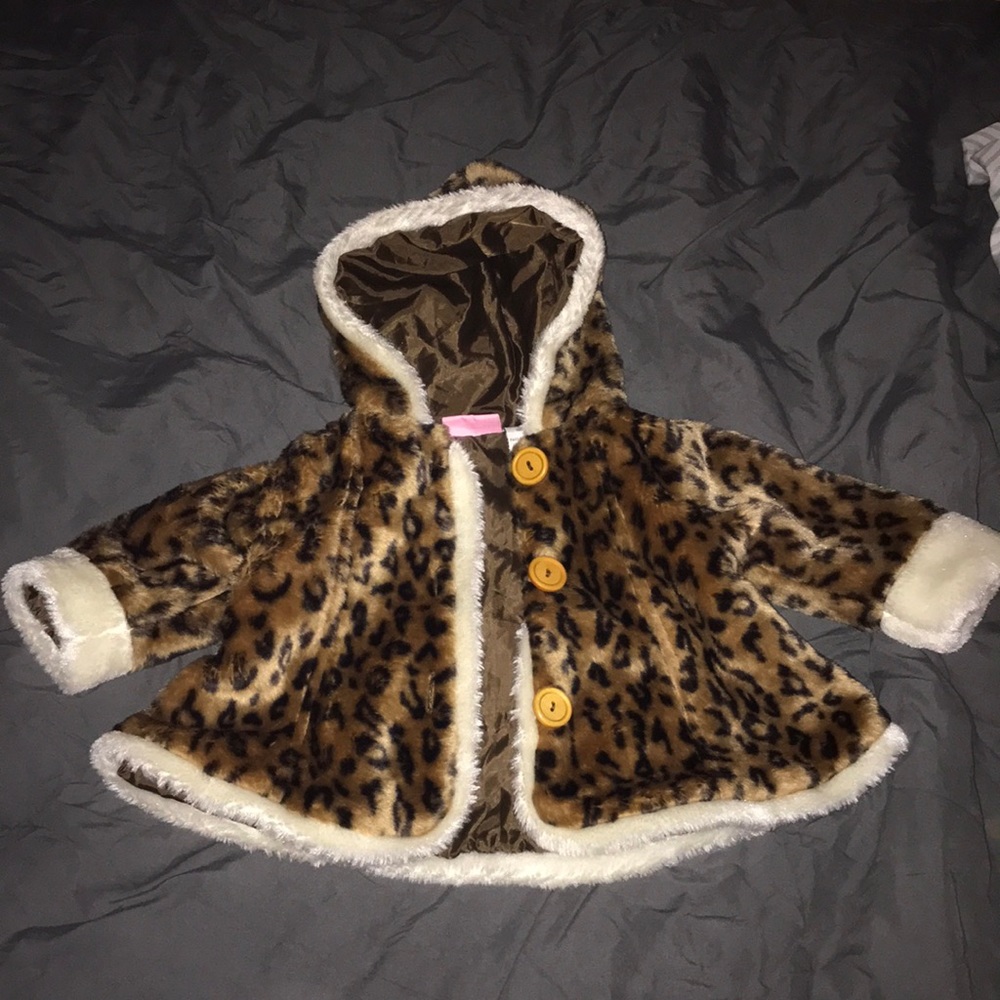 Baby girl coat never worn size 6-9 months